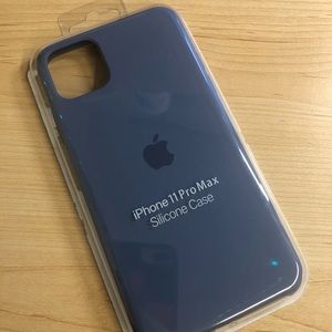 iPhone 11 Pro Max Silicon case Alaskan Blue